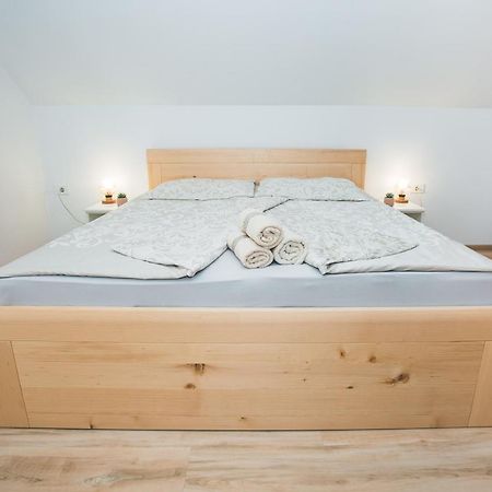Apartma Pri Bostjanu Skofja Loka Luaran gambar