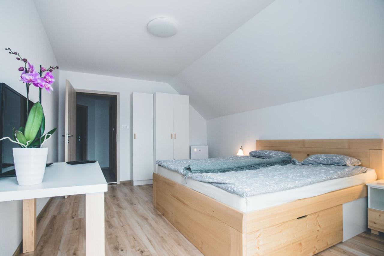 Apartma Pri Bostjanu Skofja Loka Luaran gambar